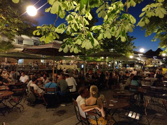 In unserem "Stammbiergarten" in Konstanz waren wir an allen drei Aufenthalten in Konstanz In unserem "Stammbiergarten" in Konstanz waren wir an allen drei Aufenthalten in Konstanz